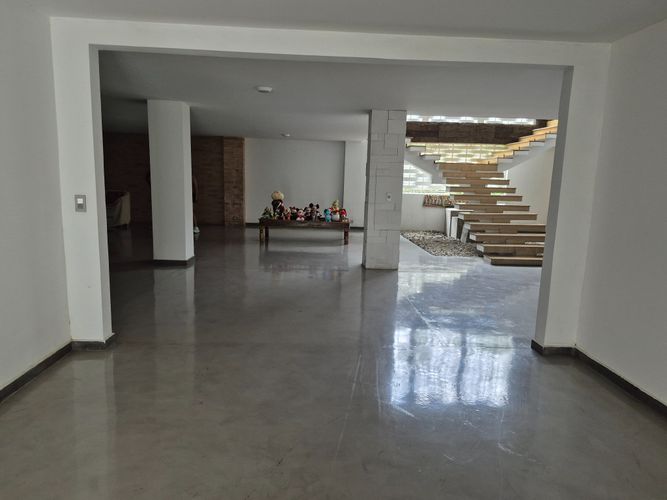 Casa de 5 alcobas en arriendo en Las Mercedes, Jamundí, 1680 m² · foto 3 de 24