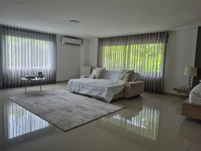 Casa de 5 alcobas en arriendo en Las Mercedes, Jamundí, 1680 m² · foto 19 de 24