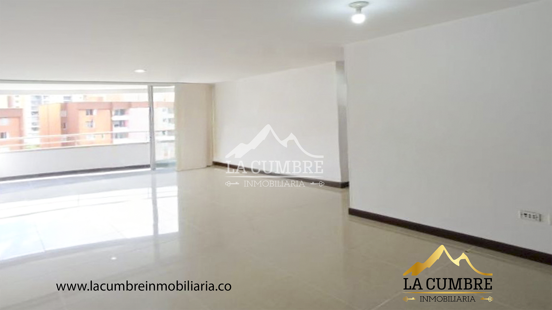 Apartamento en arriendo en Uribe Angel, Envigado · foto 2 de 10