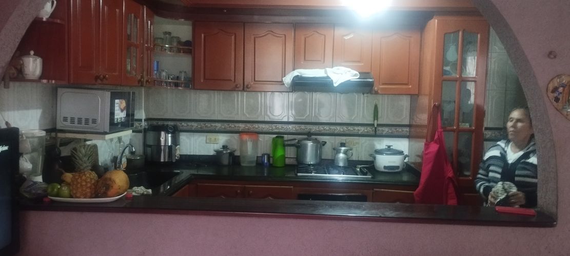 Casa de 4 alcobas en venta en Centro Engativa, Bogotá, 135 m² · foto 9 de 24