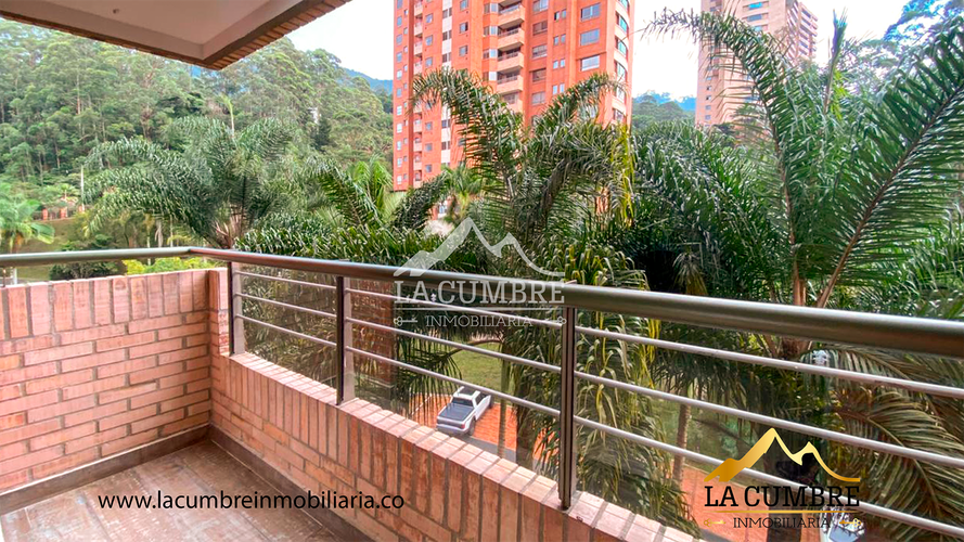 Apartamento de 3 alcobas en arriendo en La Calera, Medellín, 210 m² · foto 19 de 19