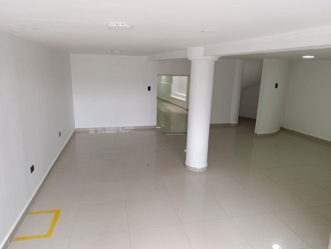 Local en arriendo en Avenida 30 De Agosto, Pereira, 130 m² · foto 7 de 9