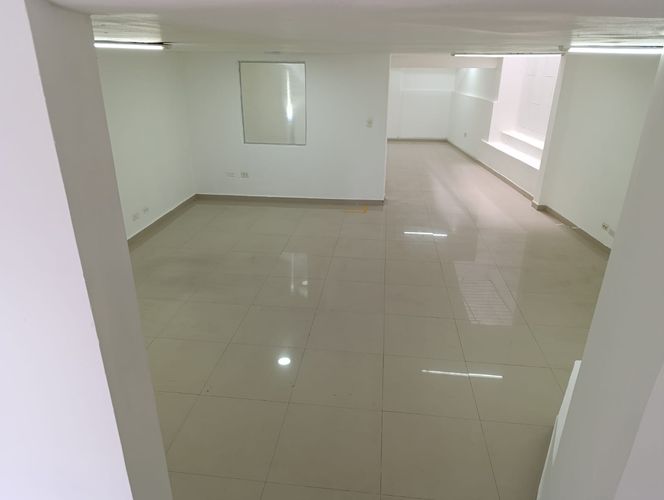 Local en arriendo en Avenida 30 De Agosto, Pereira, 130 m² · foto 8 de 9