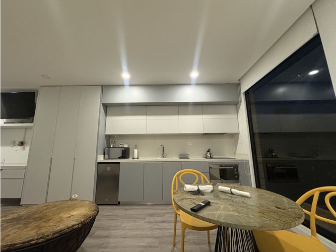 Apartaestudio en venta en Santa Barbara, Bogotá, 36 m² · foto 2 de 5