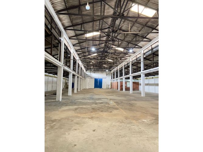 Bodega en venta en San Nicolas, Cali, 1100 m² · foto 12 de 19