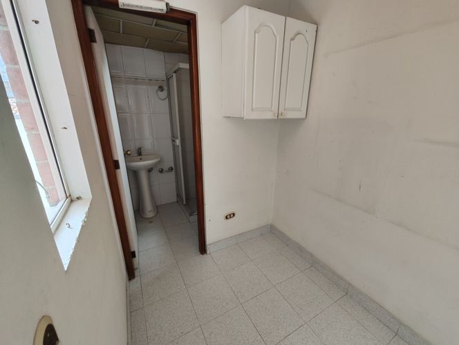 Apartamento de 3 alcobas en arriendo en Laureles, Medellín, 95 m² · foto 8 de 16