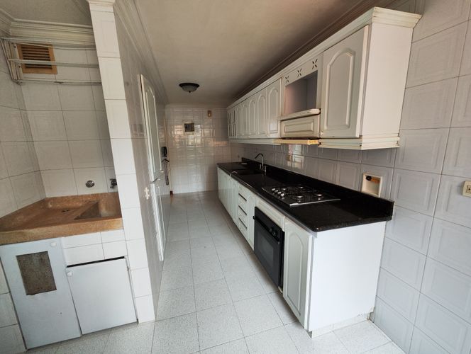 Apartamento de 3 alcobas en arriendo en Laureles, Medellín, 95 m² · foto 10 de 16