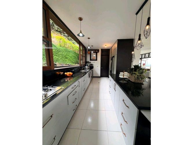 Casa de 4 alcobas en venta en Arroyohondo, Yumbo, 480 m² · foto 5 de 24