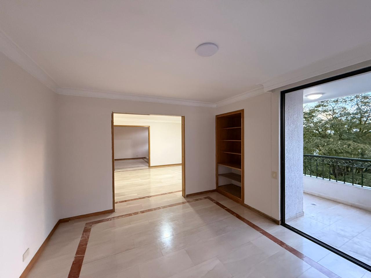 Apartamento en venta en Los Alamos, Pereira · foto 3 de 15