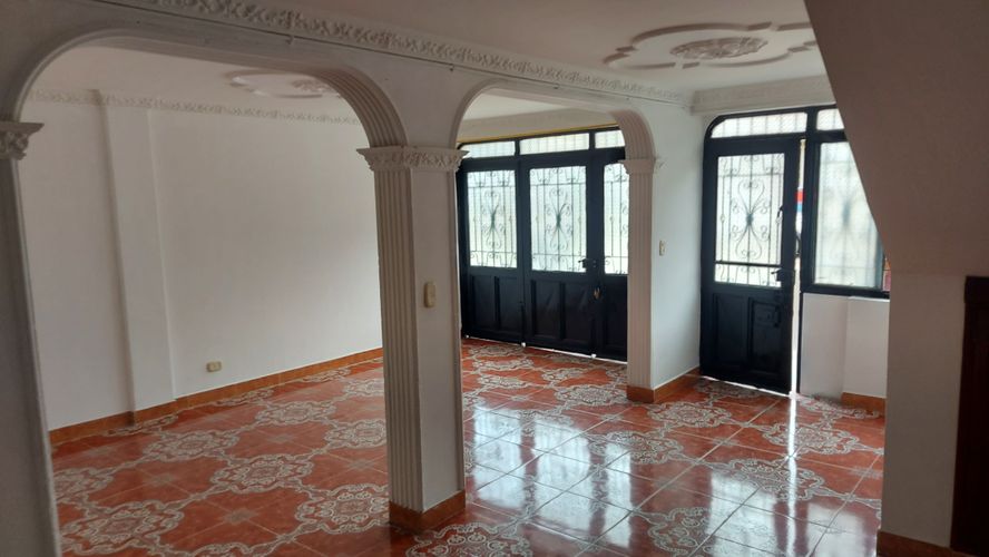 Casa de 12 alcobas en venta en Ub. Terrazas Del Tejar, Ibagué, 352 m² · foto 5 de 20