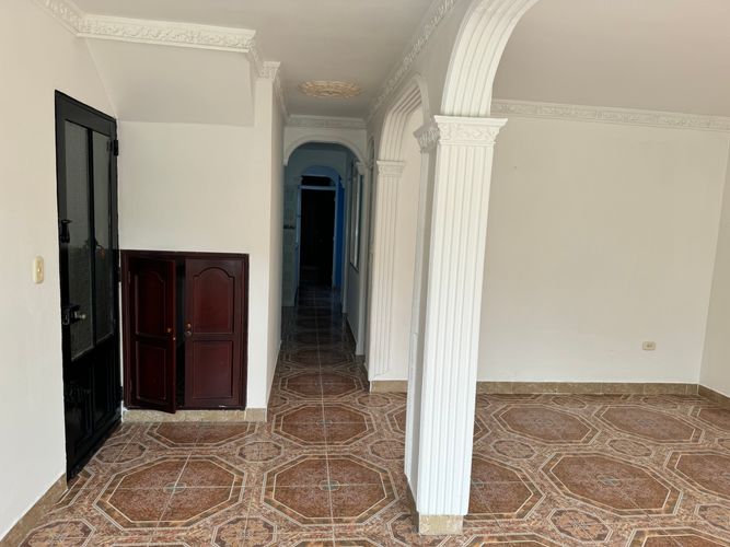 Casa de 12 alcobas en venta en Ub. Terrazas Del Tejar, Ibagué, 352 m² · foto 10 de 20