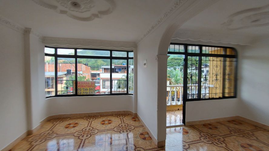Casa de 12 alcobas en venta en Ub. Terrazas Del Tejar, Ibagué, 352 m² · foto 13 de 20