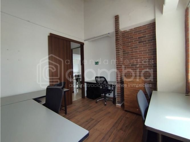 Oficina en arriendo en Zona Centro, Envigado, 7 m² · foto 2 de 7