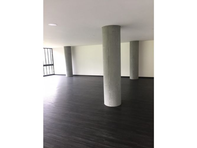 Oficina en arriendo en Las Palmas, Medellín, 175 m² · foto 2 de 4