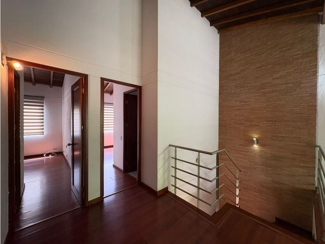 Casa de 3 alcobas en venta en Loma Del Esmeraldal, Envigado, 218 m² · foto 21 de 22