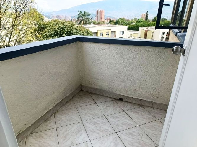Apartamento de 3 alcobas en venta en La America, Medellín, 97 m² · foto 16 de 16