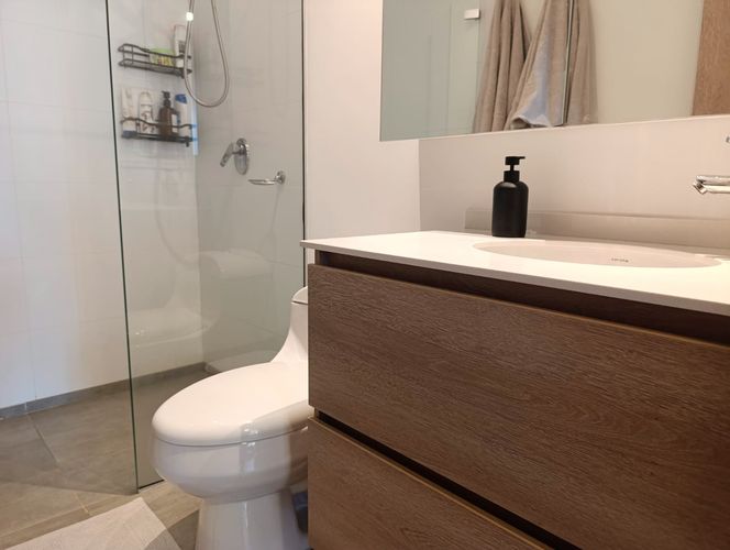 Apartamento de 1 alcoba en arriendo en El Poblado, Medellín, 67 m² · foto 14 de 16