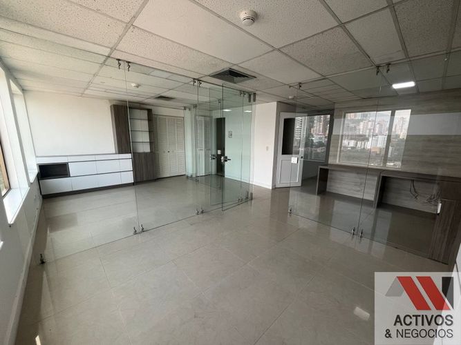 Oficina en arriendo en La Florida, Medellín, 57 m² · foto 9 de 9