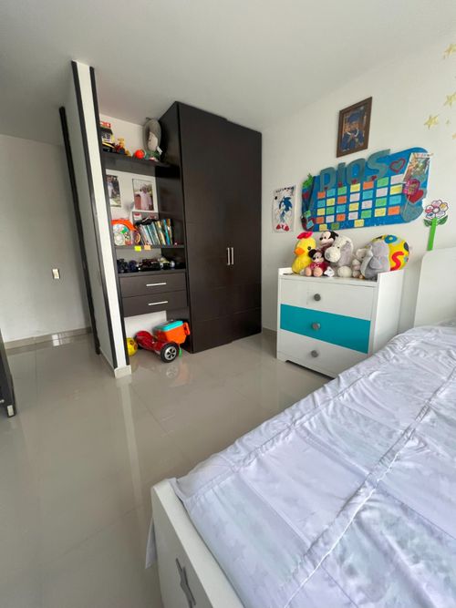 Apartamento de 3 alcobas en venta en Ciudad Jardin, Cali, 97 m² · foto 10 de 24