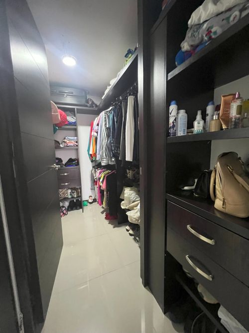 Apartamento de 3 alcobas en venta en Ciudad Jardin, Cali, 97 m² · foto 13 de 24