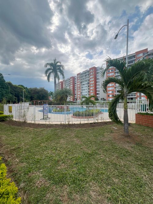 Apartamento de 3 alcobas en venta en Ciudad Jardin, Cali, 97 m² · foto 23 de 24