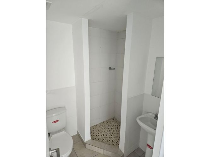 Apartamento de 2 alcobas en venta en Alto Napoles, Cali, 76 m² · foto 9 de 24