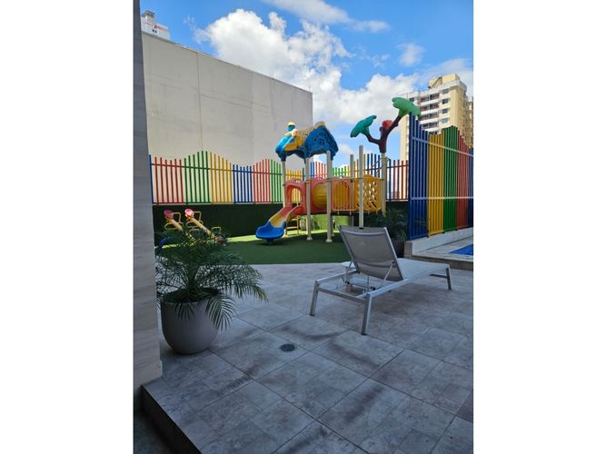 Apartamento de 2 alcobas en venta en Alto Napoles, Cali, 76 m² · foto 12 de 24