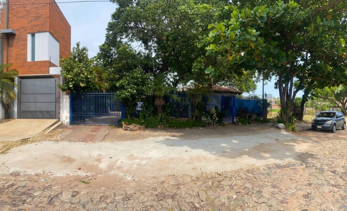 EN VENTA – Terreno de 513 m² en Zona Colegio Goethe – Barrio San Jorge, Asunción — foto 2