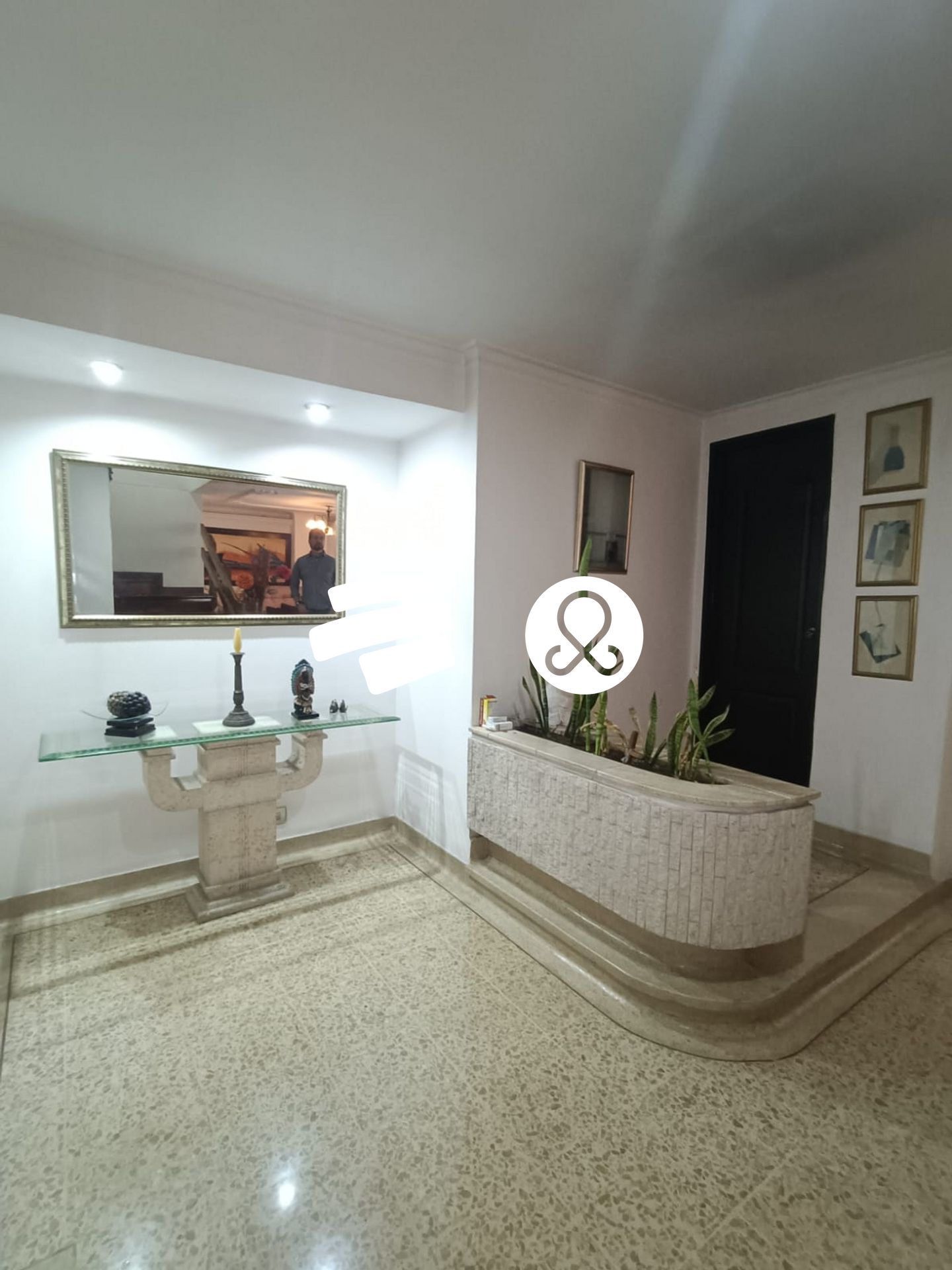 Apartamento en venta en Laureles, Medellín 2