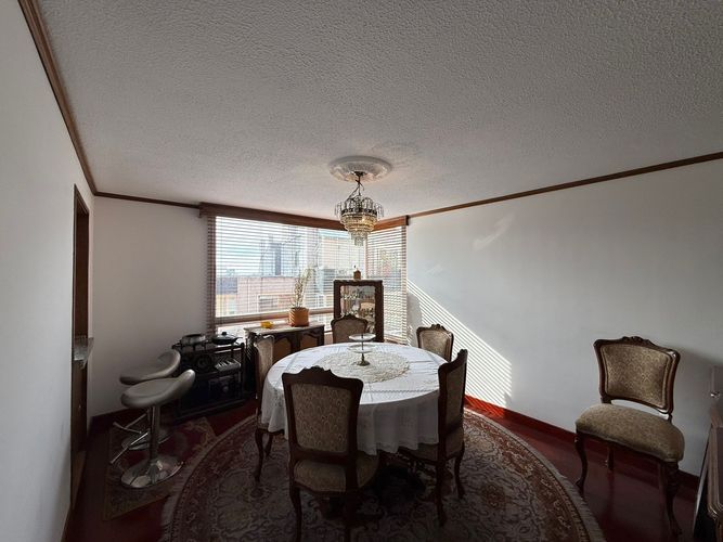 Apartamento de 3 alcobas en arriendo en La Cabrera, Bogotá, 212 m² · foto 8 de 24