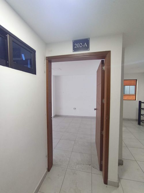 Oficina en arriendo en San Nicolas, Cali, 70 m² · foto 5 de 16