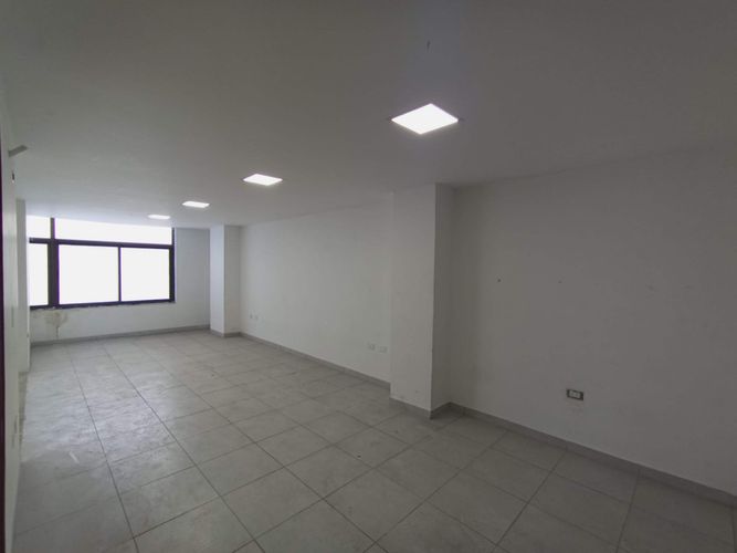 Oficina en arriendo en San Nicolas, Cali, 70 m² · foto 6 de 16