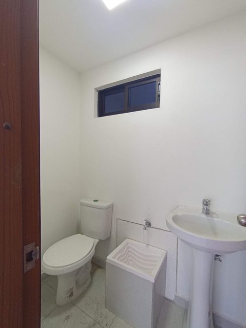 Oficina en arriendo en San Nicolas, Cali, 70 m² · foto 8 de 16