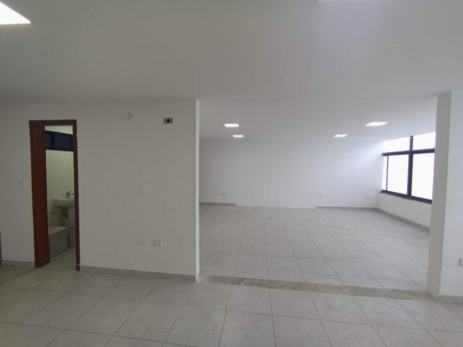 Oficina en arriendo en San Nicolas, Cali, 70 m² · foto 9 de 16