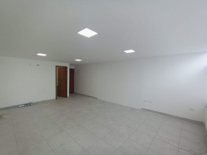 Oficina en arriendo en San Nicolas, Cali, 70 m² · foto 12 de 16
