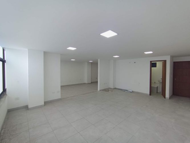 Oficina en arriendo en San Nicolas, Cali, 70 m² · foto 13 de 16