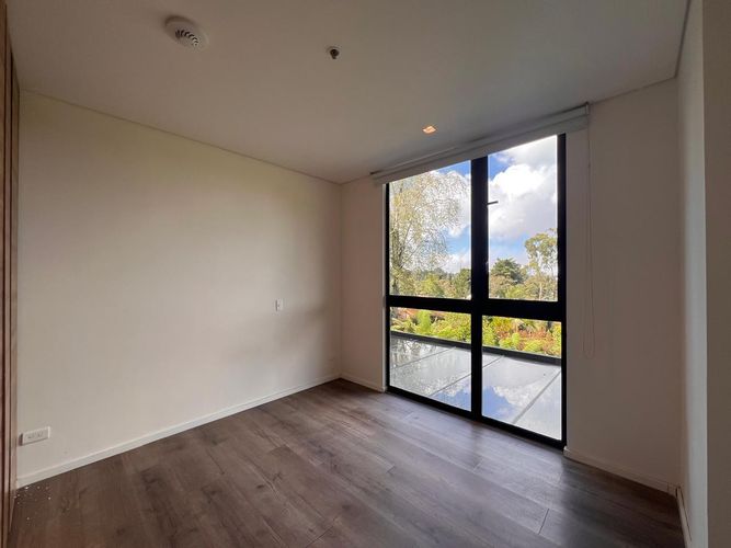Apartamento de 2 alcobas en arriendo en El Poblado, Medellín, 155 m² · foto 10 de 19