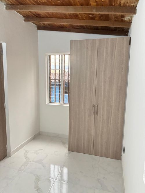 Casa de 3 alcobas en venta en Belén Rincón, Medellín, 78 m² · foto 12 de 24