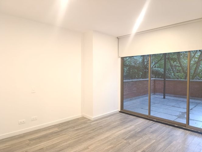 Apartamento de 3 alcobas en arriendo en El Poblado, Medellín, 140 m² · foto 12 de 19