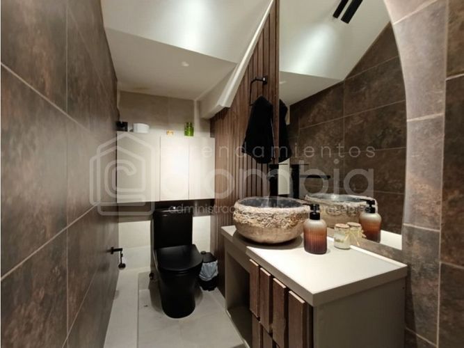 Casa de 3 alcobas en venta en San Lucas, Envigado, 270 m² · foto 9 de 24