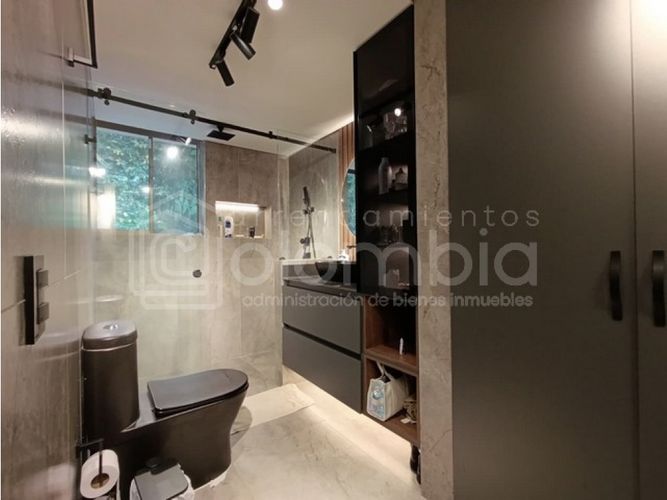 Casa de 3 alcobas en venta en San Lucas, Envigado, 270 m² · foto 16 de 24