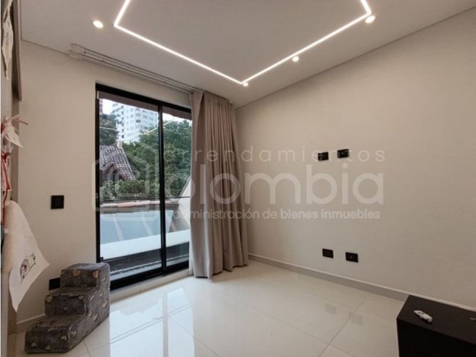 Casa de 3 alcobas en venta en San Lucas, Envigado, 270 m² · foto 19 de 24