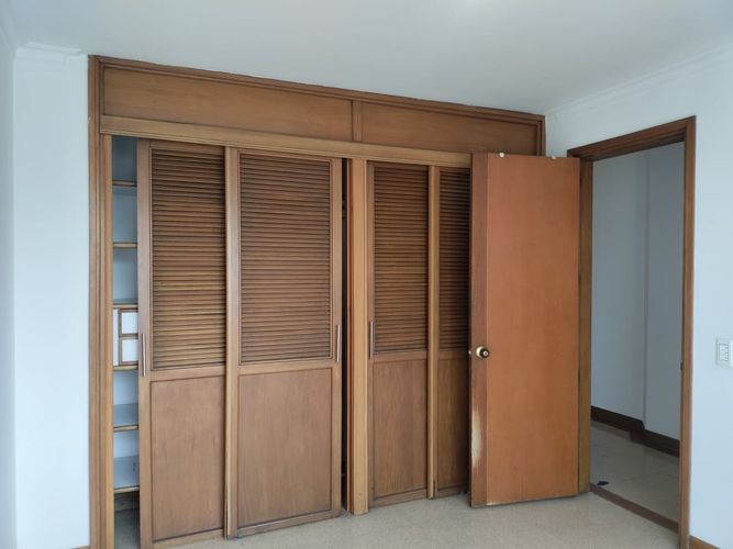 Apartamento de 2 alcobas en arriendo en El Poblado, Medellín, 70 m² · foto 9 de 12
