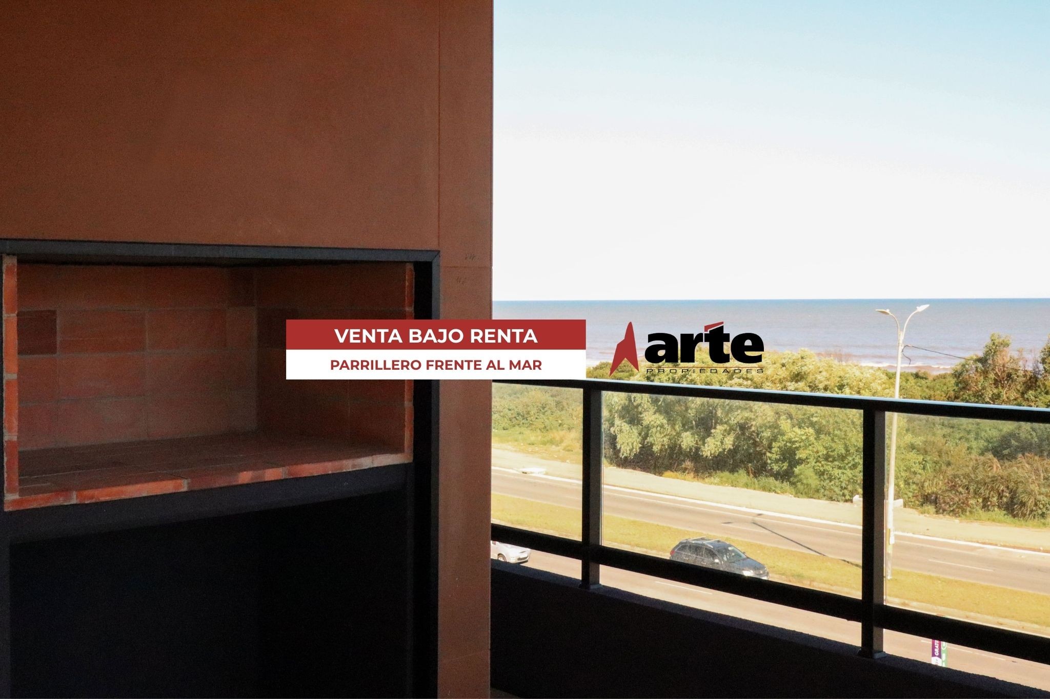 Venta de apartamento de 1 dormitorio con renta frente a la rambla costanera