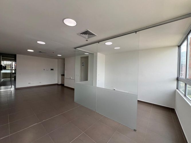 Oficina en arriendo en Las Lomitas, Sabaneta, 40 m² · foto 20 de 20