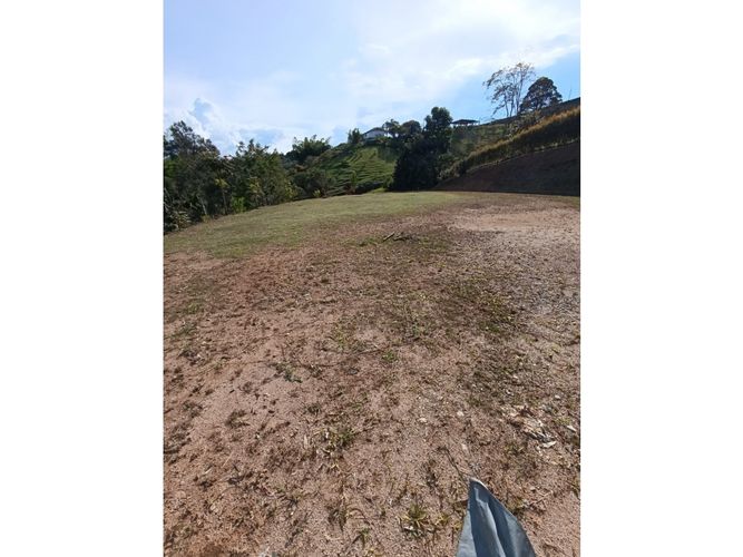 Lote en venta en El Porvenir, Rionegro, 6763 m² · foto 2 de 16