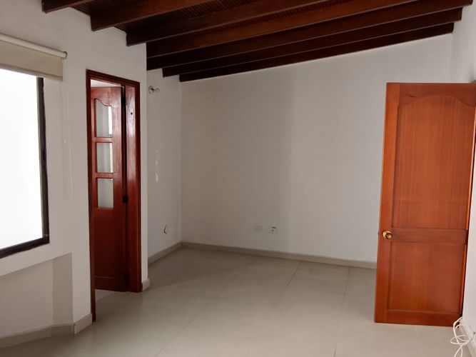 Oficina en arriendo en Belén, Medellín, 240 m² · foto 9 de 19