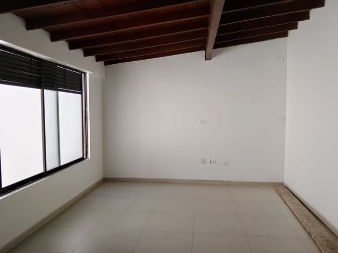 Oficina en arriendo en Belén, Medellín, 240 m² · foto 3 de 19
