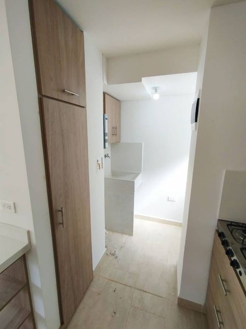 Apartamento de 3 alcobas en arriendo en Calasanz, Medellín, 65 m² · foto 10 de 16
