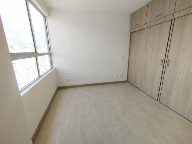 Apartamento de 3 alcobas en arriendo en Calasanz, Medellín, 65 m² · foto 13 de 16